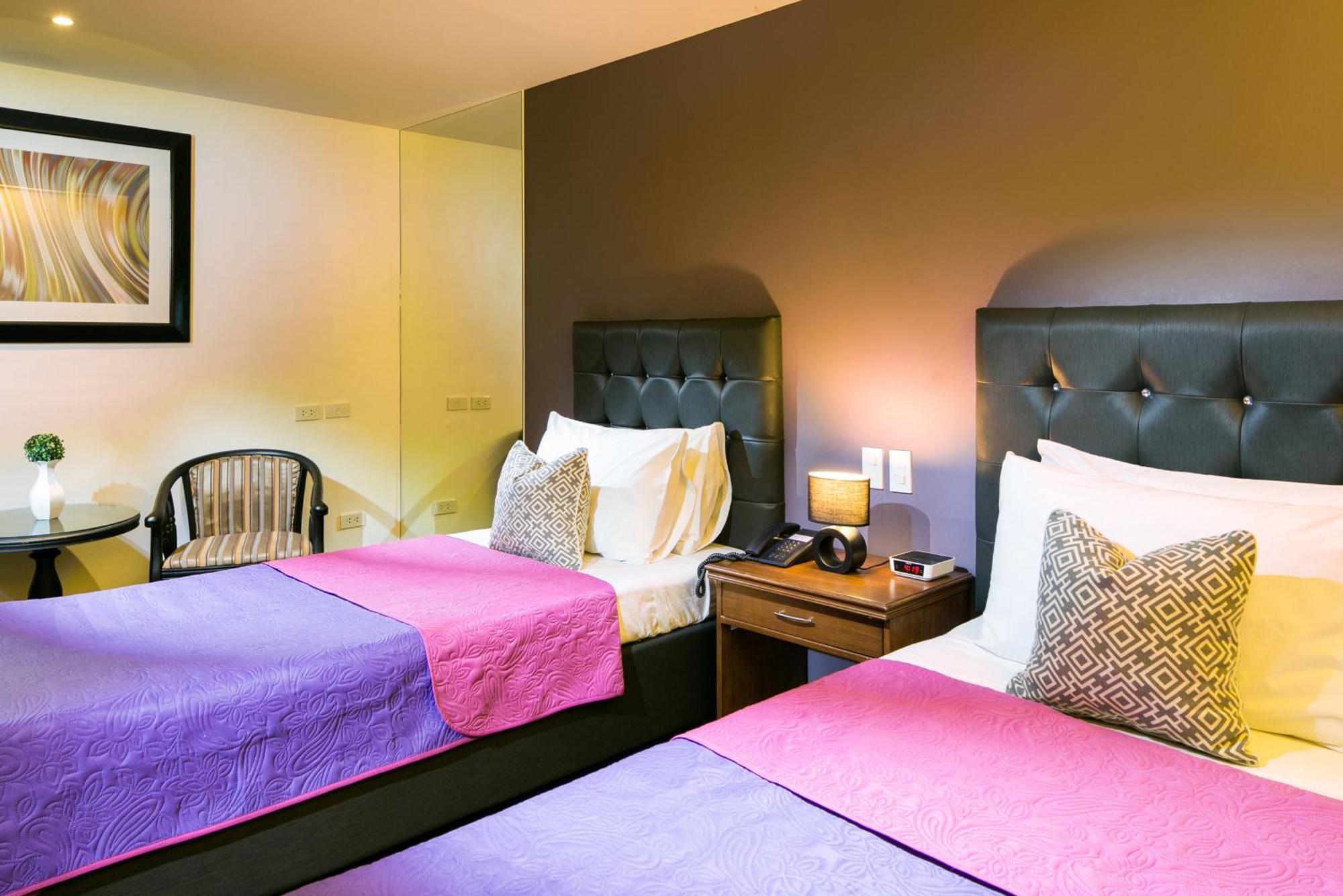 950 Condotel Apartment Angeles